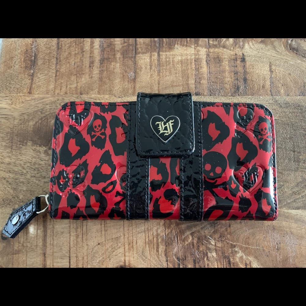 Loungefly Wallet - Leopard Print with Skulls